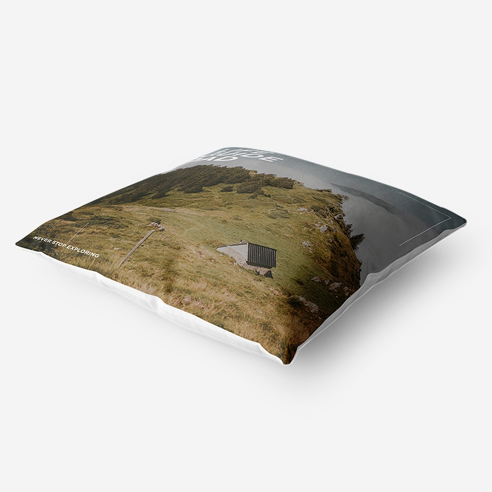 Almofada Never Stop Exploring 3